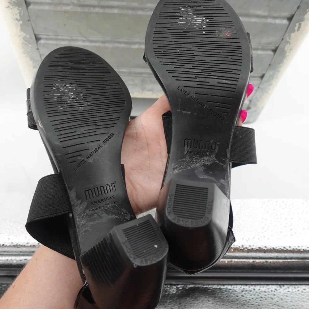 Munro American Black Elastic Cross Strap Sandals Low Wedge Heel Womens 8.5 SS‎